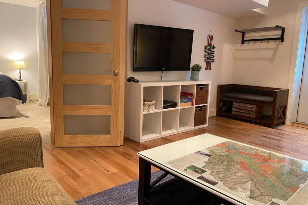 גולדן Hideaway On Quartz - 1Bed 1Bath Suite מראה חיצוני תמונה