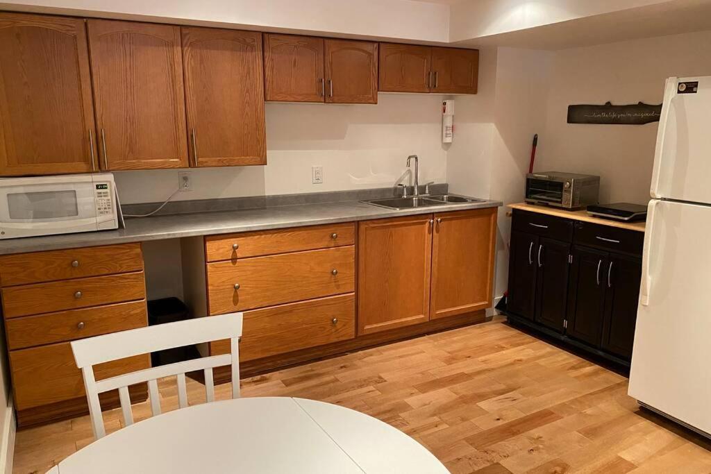 גולדן Hideaway On Quartz - 1Bed 1Bath Suite מראה חיצוני תמונה